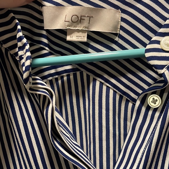 Button down blouse - Picture 2 of 3